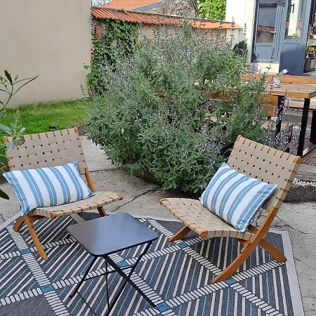D'hote Des Thermes Guest house
